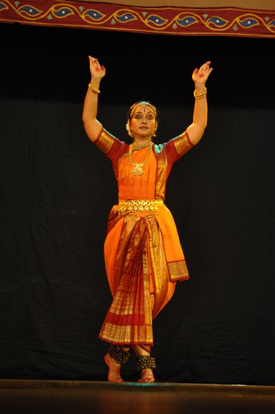 DSC_0529.jpg - Dancer Radhika Vairavelavan